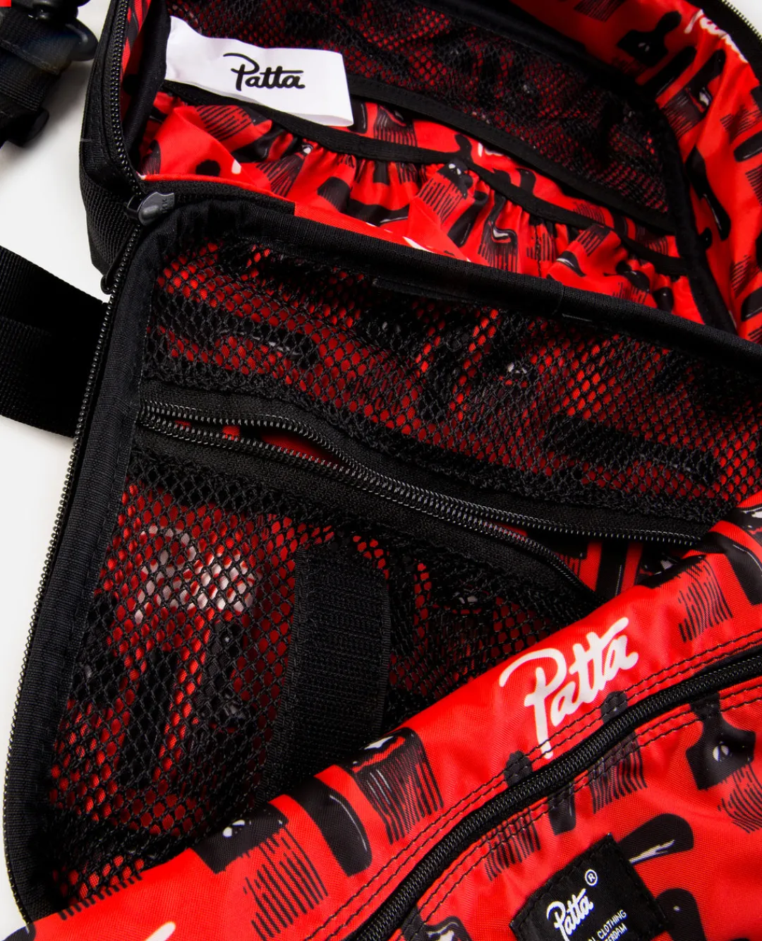* Patta Self Care Toiletry Bag (Black)