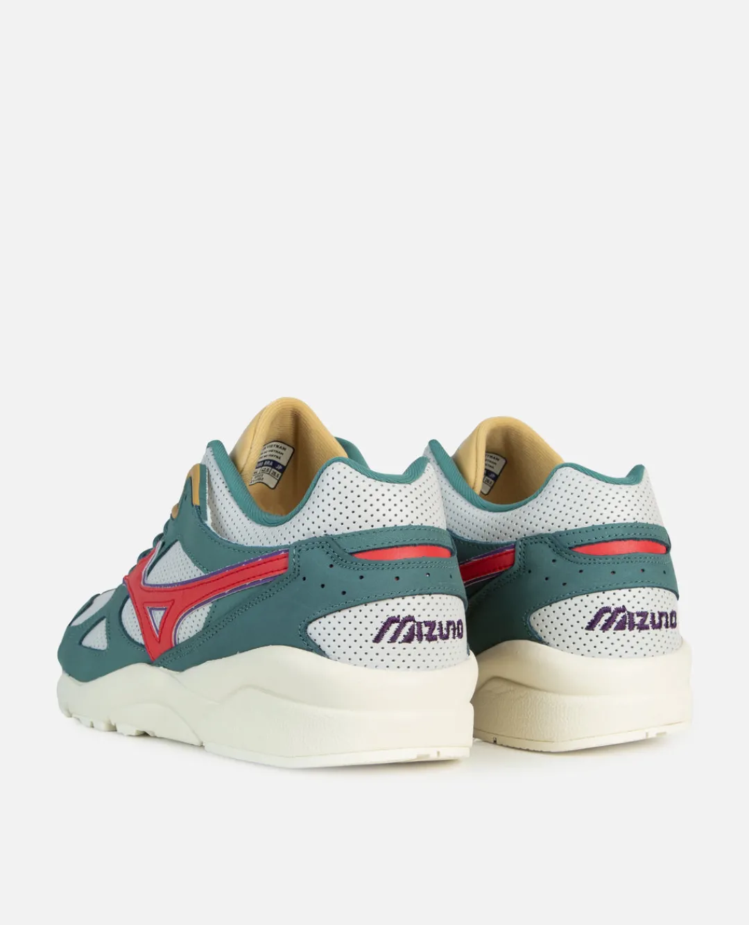 * Patta X Mizuno Sky Medal (Ivory/Red/Green)