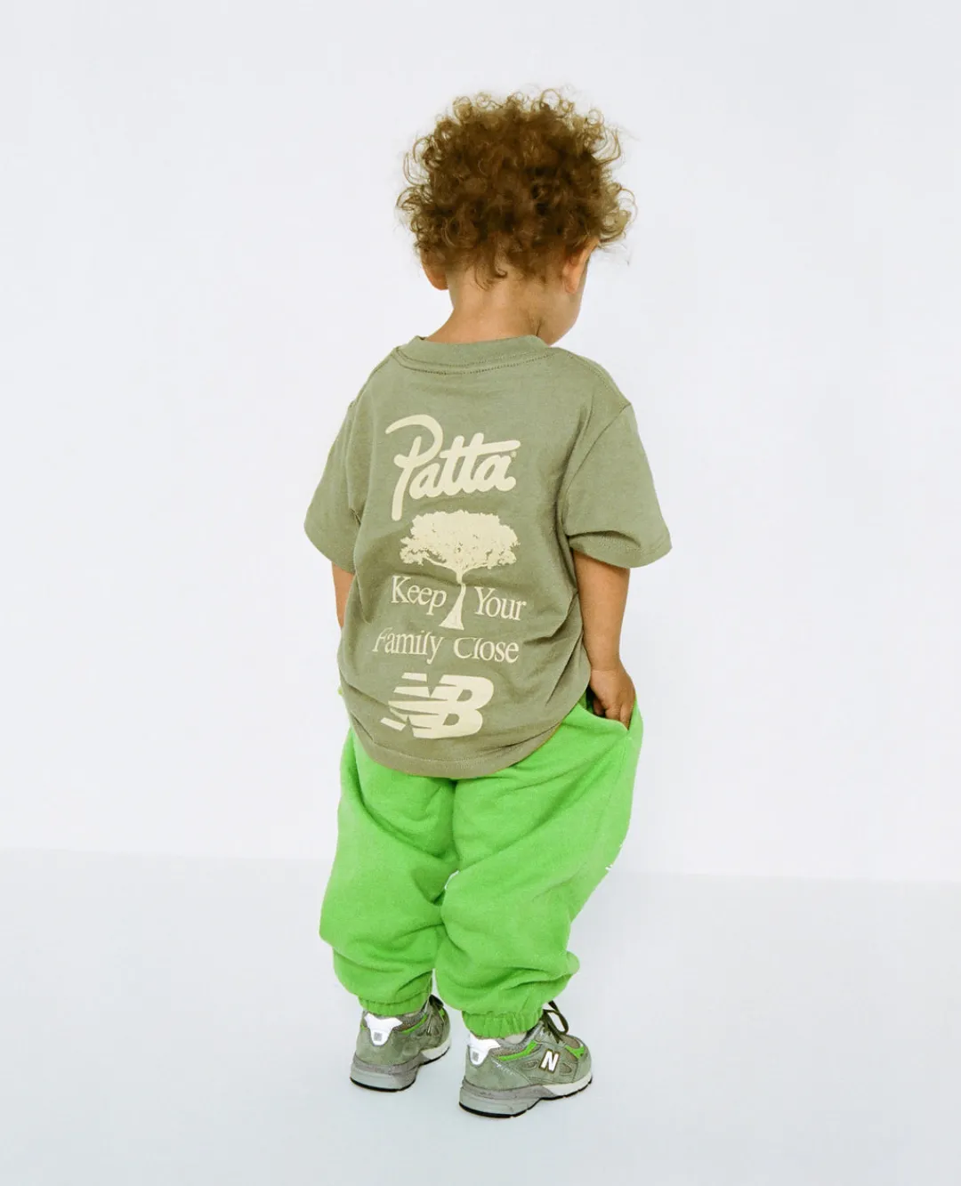 * Patta X New Balance Family Kids Jogging Pants (Fluoro Green)