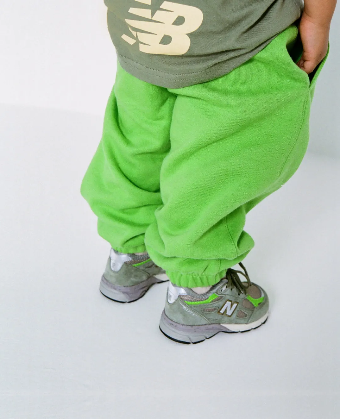 * Patta X New Balance Family Kids Jogging Pants (Fluoro Green)