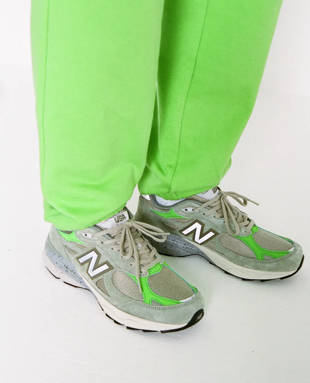 * Patta X New Balance 990V3 (Olive)