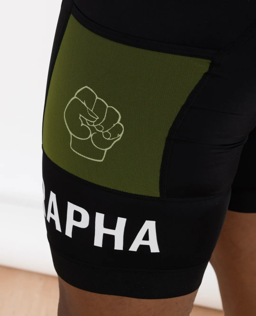 * Patta X Rapha Men's Pro Team Training Cargo Bib Shorts (Multi)
